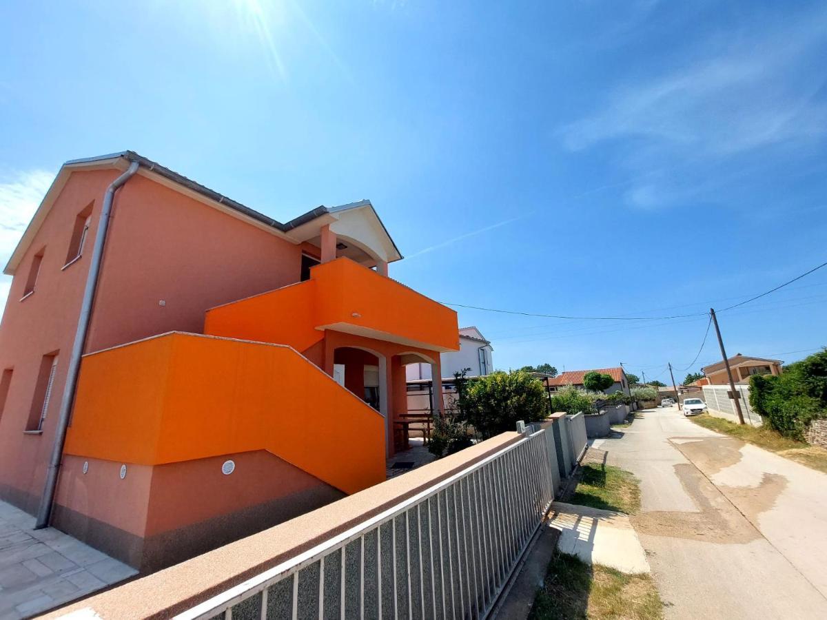 Apartman Zeljo Galižana Exterior foto