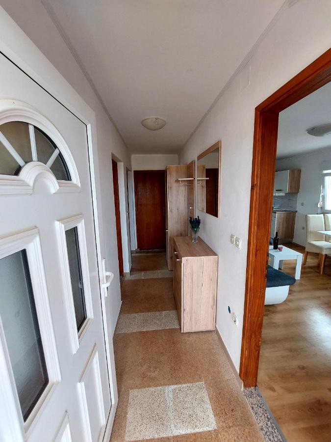 Apartman Zeljo Galižana Exterior foto